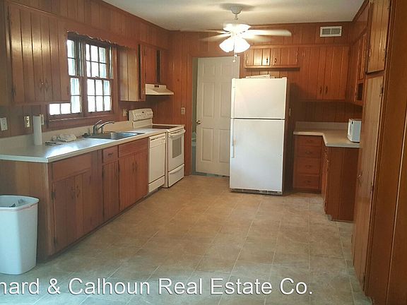 2nd image of 605 Carlton Dr