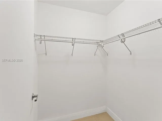 Building Photo - 1050 Brickell Ave #2620