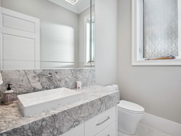 5 bedroom rental in Vancouver — photo 20