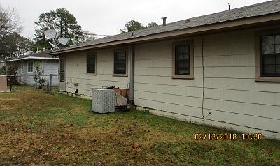 5th image of 110 Sunset Dr