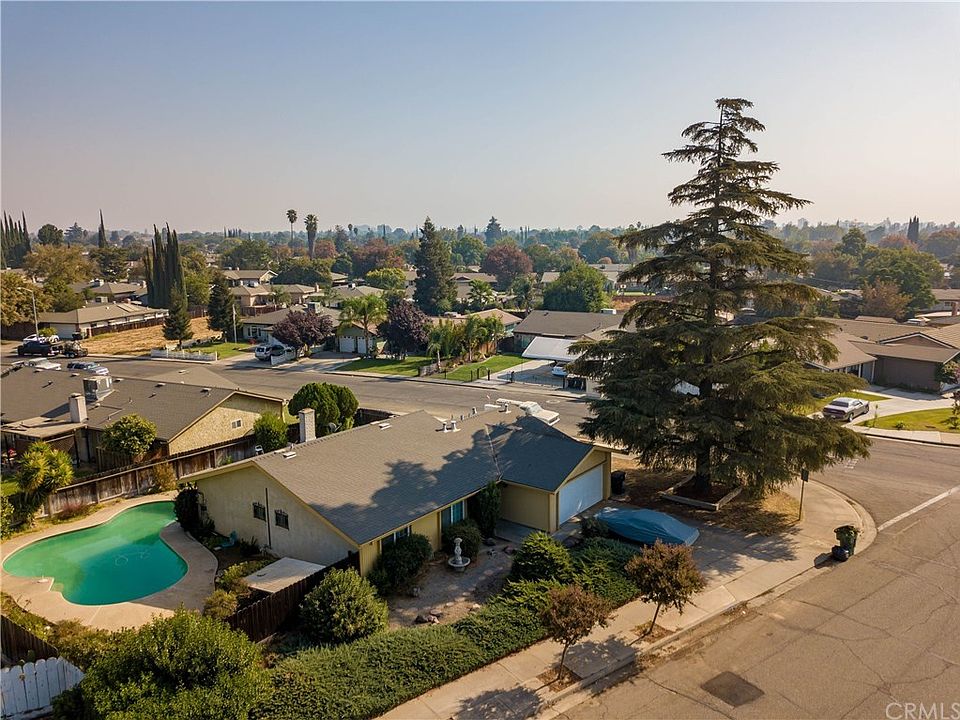 1st image of 2334 Village Circle Dr