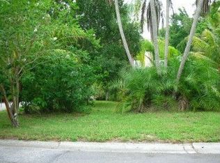 1433 Harbor Dr, Sarasota, FL 34239