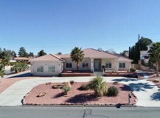 13553 Sunset Dr, Apple Valley, CA 92308