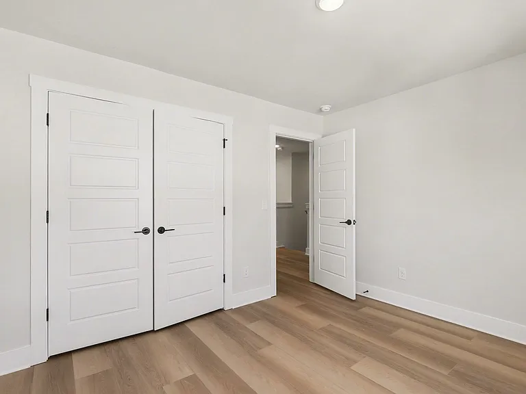 7920 Sansom Cir — Photo 29
