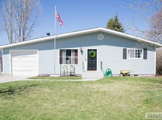 3715 E Vaughn St, Ammon, ID 83406