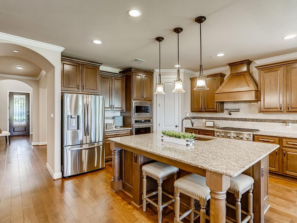 1st image of 304 Maxwell Way