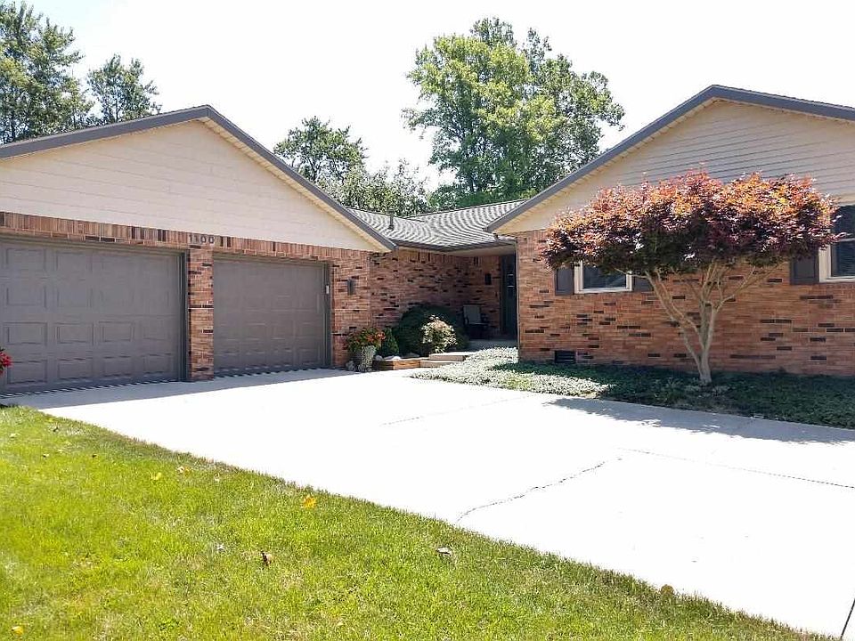 1st image of 1100 N Tyrone Dr
