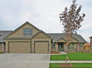 680 E Silvertorch St, Meridian, ID 83646