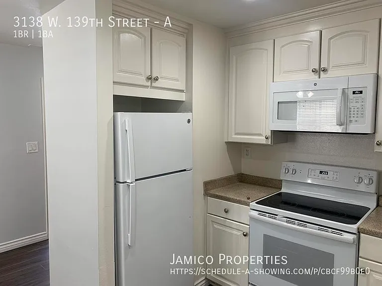 3138 W 139th St #A — Photo 6