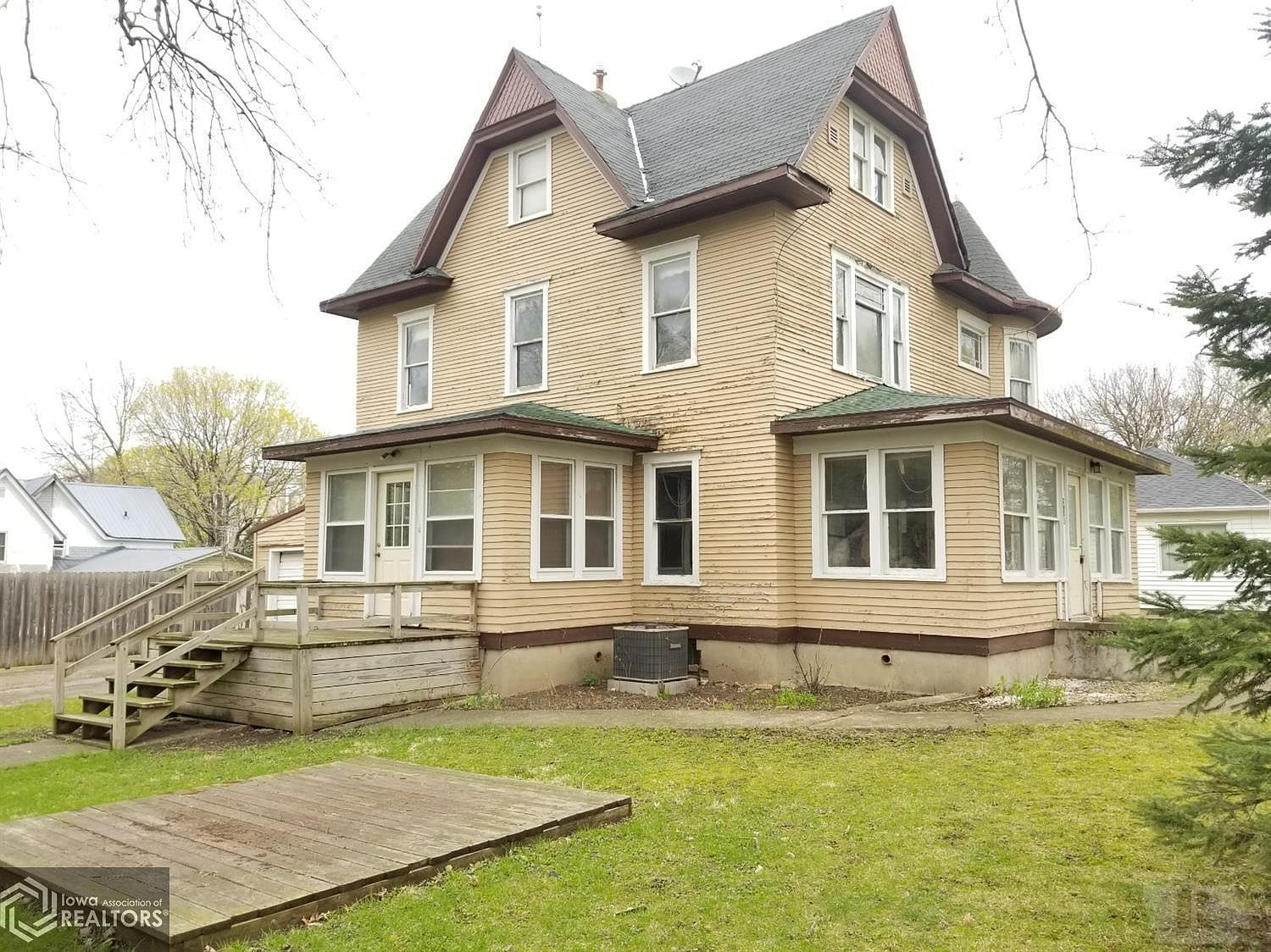 317 W 4th St, Odebolt, IA 51458 Zillow