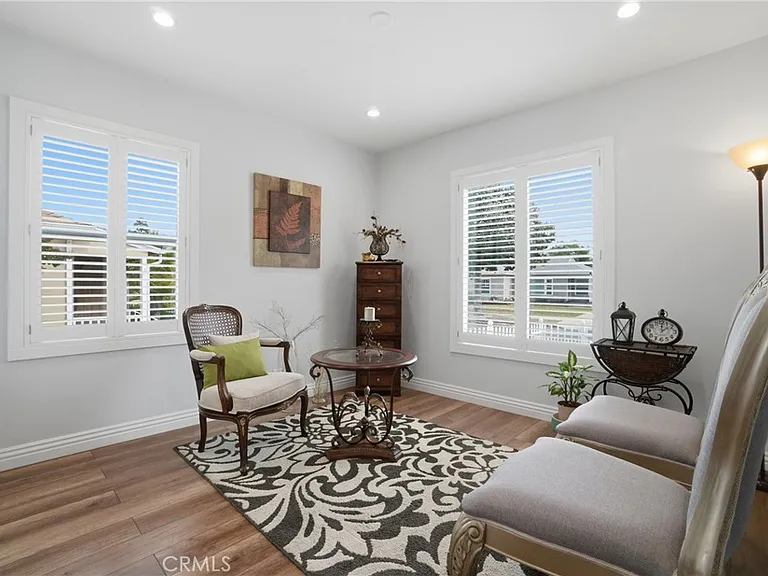 6139 Jamieson Ave — Photo 20