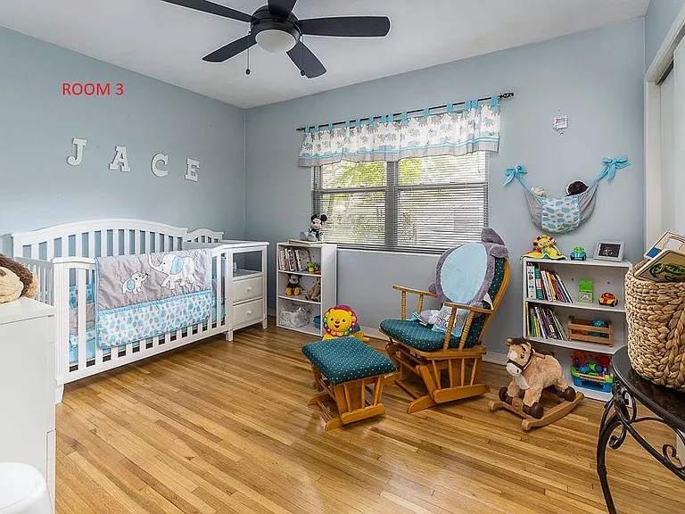 11 S University Cir — Photo 14