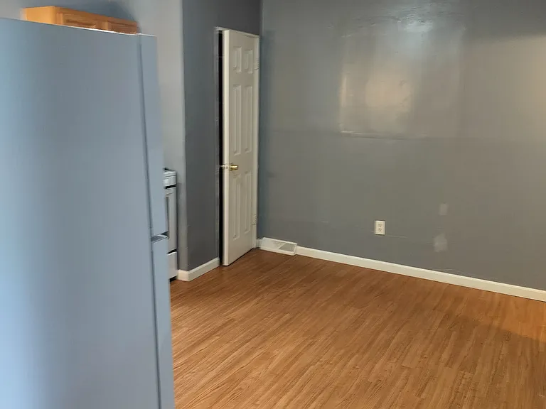 10141 Baron Dr — Photo 4