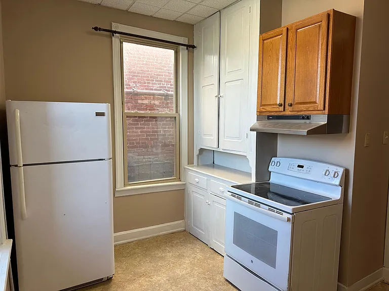 115 S Potomac St #2 — Photo 24