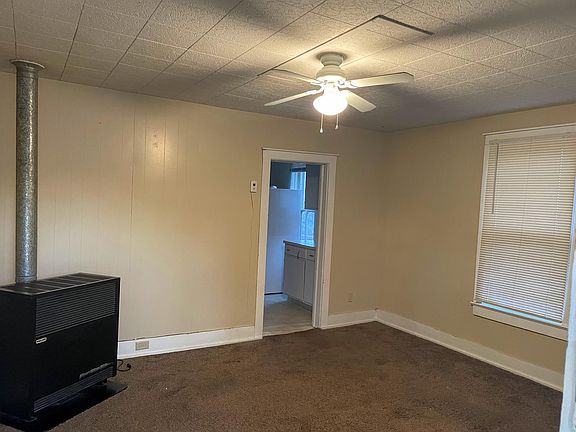 5th image of 233 Washakie St