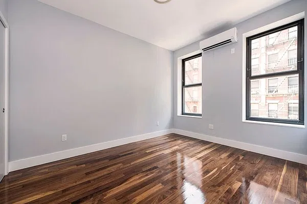 Rented by Bold New York | media 10