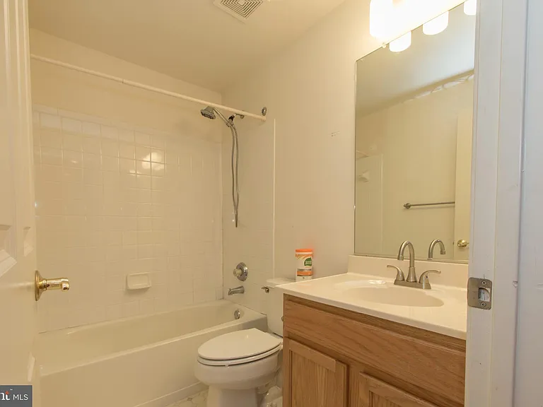 325 Winter Walk Dr — Photo 28