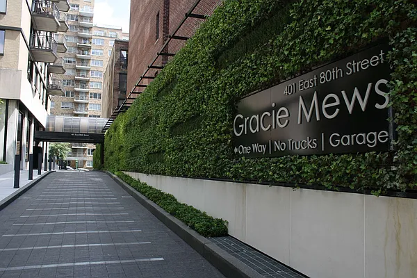 Rented by Jack Resnick & Sons | media 23