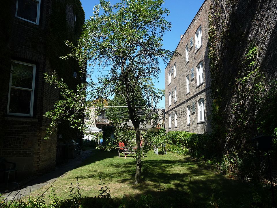 2nd image of 1406 W Cuyler Ave