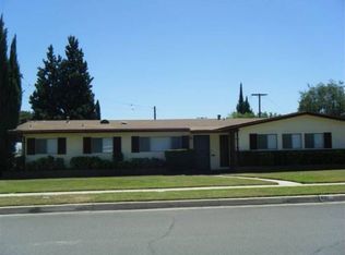 691 E Holly St, Rialto, CA 92376
