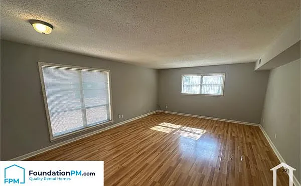 34 N Idlewild St #11 — Photo 13