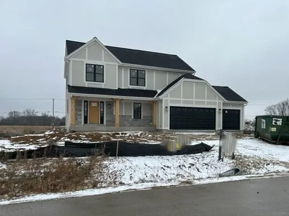 614 Twin Creeks DRIVE, Dousman, WI 53118