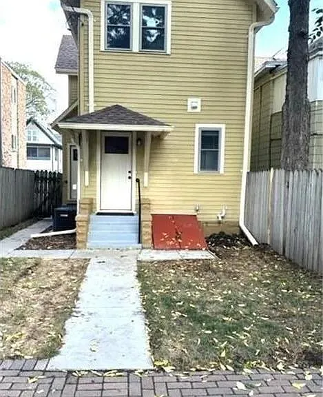 3020 Grand Ave S — Photo 14