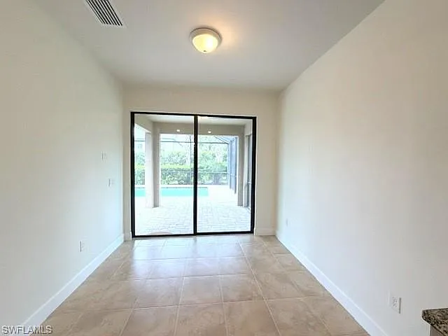 4560 Battlecreek Way — Photo 14
