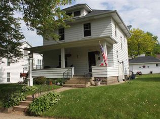 312 5th Ave SE, Dyersville, IA 52040