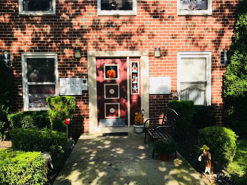 1st image of 475 Armstrong Ave APT A1