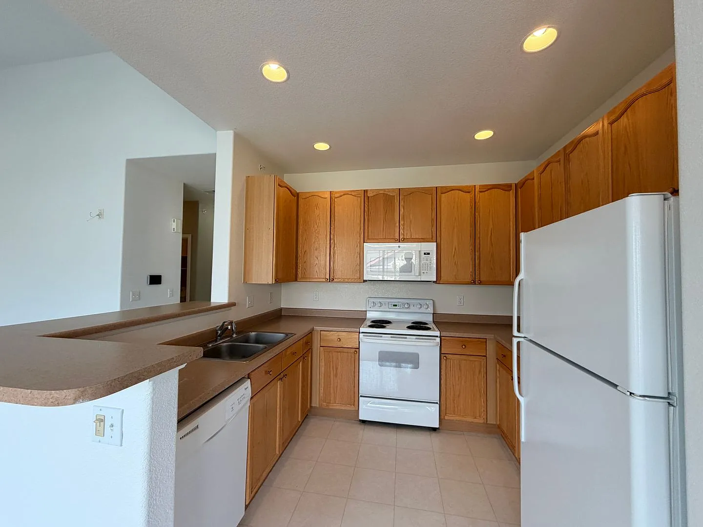 Low-Maintenance Littleton Living | Top-Floor Redstone Ridge Condo — Photo 4
