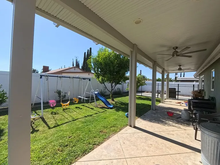 4352 Blueridge Dr — Photo 19