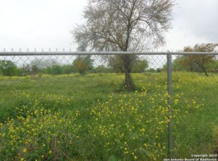 230 E Ashley Rd, San antonio, TX 78221
