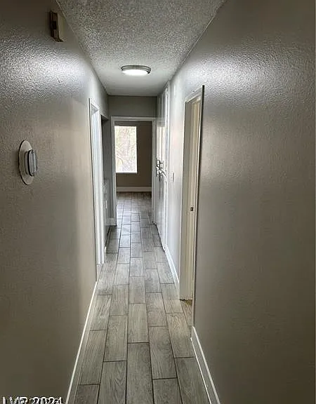 1887 Apricot Ct — Photo 10