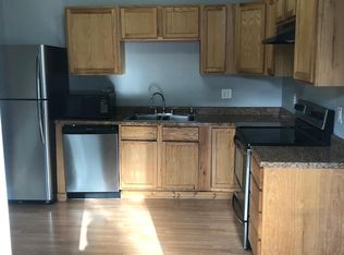 655 Chestnut St #1, Dubuque, IA 52001