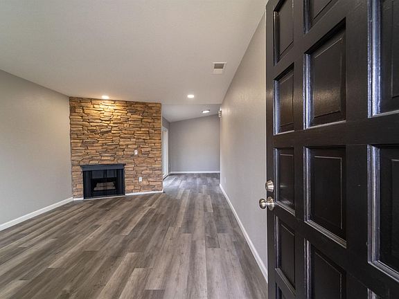 5th image of 1394 Pajaro Ave APT 21