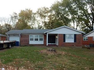 12 Cricket Ct, Florissant, MO