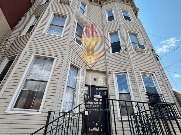 737 Communipaw Ave APT 3R, Jersey City, NJ 07304