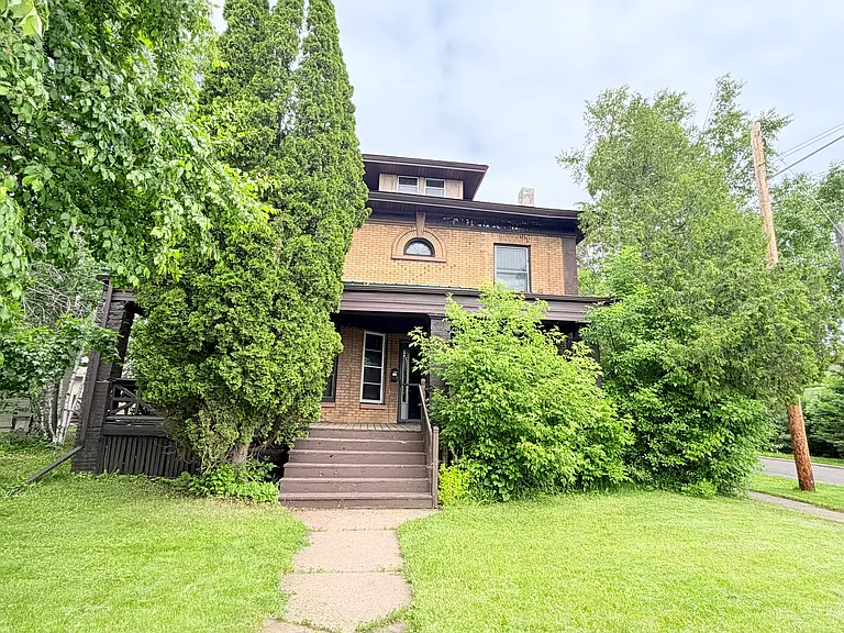 4331 E Superior St — Photo 1