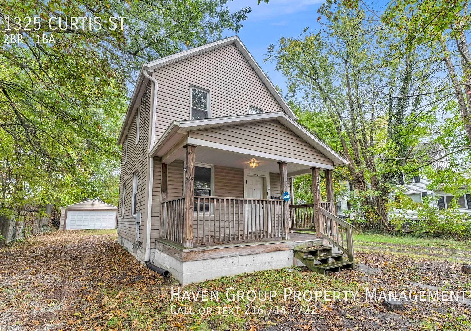 1325 Curtis St, Akron, OH 44301 - Spacious 2-bed 1-bath single-family home! — Photo 2
