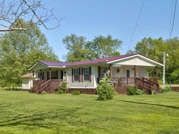 9290 Salt Lick Rd, Tollesboro, KY 41189