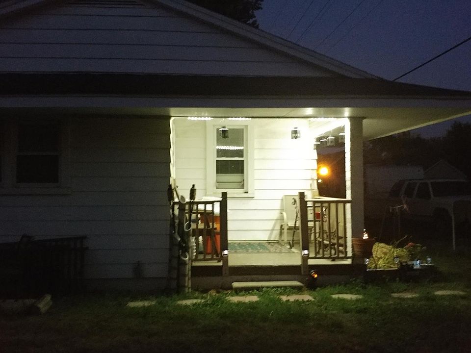 1st image of 2098 Bomber Ave