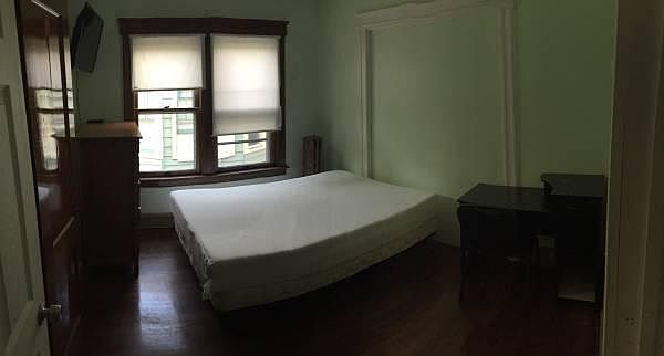 2nd image of 80 Chapin St
