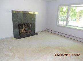 2nd image of 84 Locke Rd
