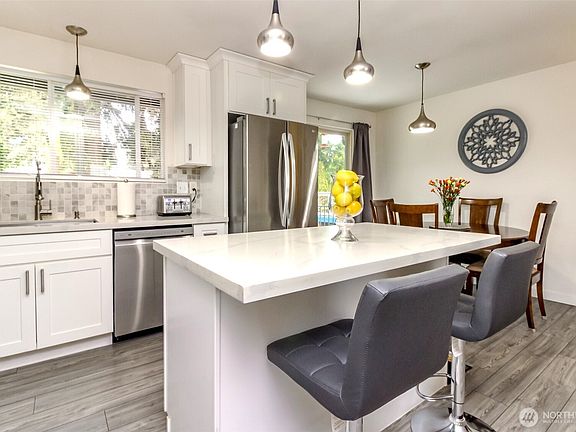 5th image of 33227 39th Avenue SW