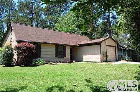 2nd image of 2631 Baldwin Dr S #2
