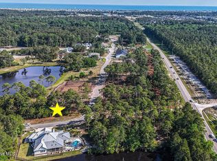 1516 Saint Lucia Dr SW, Shallotte, NC 28470