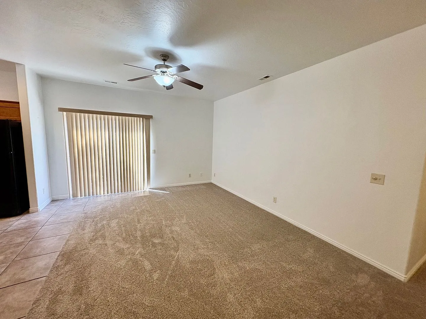 3-Bedroom Townhome in Hurricane — Photo 2