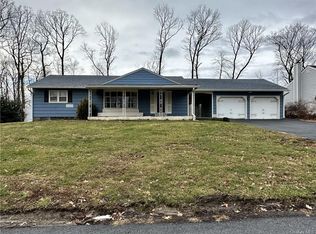 4 Hilltop Ave, Newburgh, NY 12550