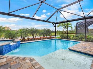 8673 Dilillo Ct, Naples, FL 34119